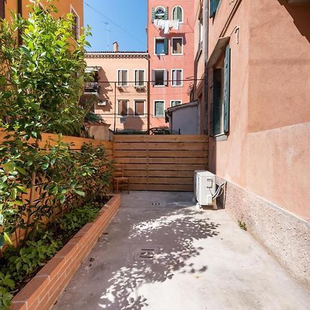 Venice Boutique Apartment Екстер'єр фото